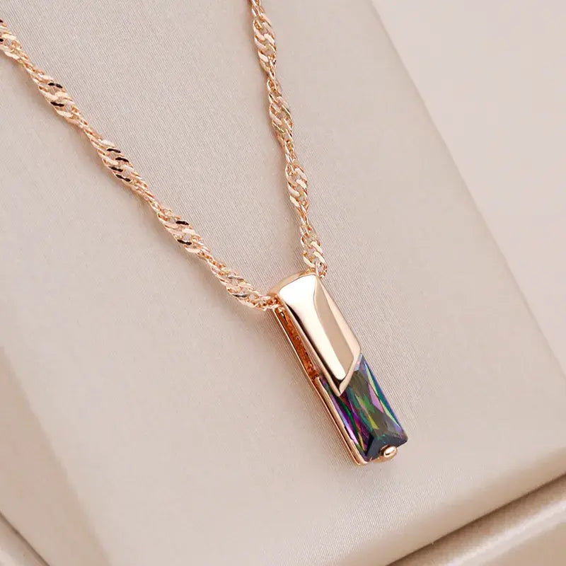 Elegant necklace with multicolored crystal Unique Joyas