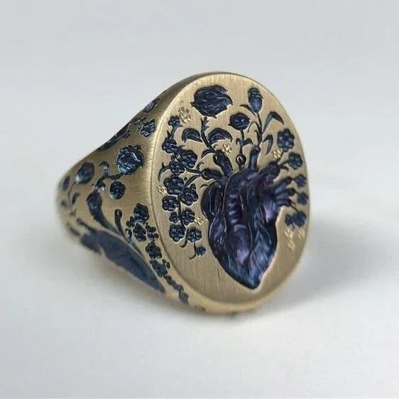 Vintage Gold ring with blue floral seal